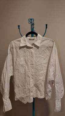 Stradivarius White Cotton Over-Sized Raw Hem Button-Down Shirt – Size M